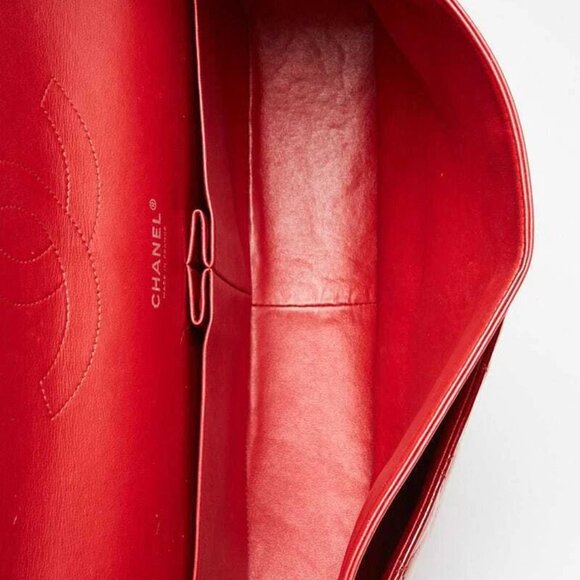 Chanel Red Quilted Patent Leather Classic Maxi Double Flap Bag - Picture 2 of 10